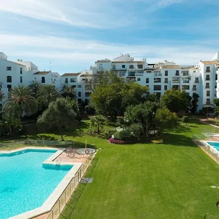 Apartamento Luxury Penthouse Mountain Sea Views Puerto Banus *