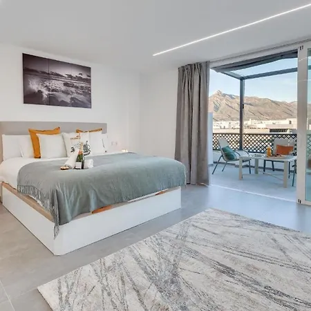 Luxury Penthouse Mountain Sea Views Puerto Banus * Marbella