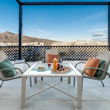 Apartamento Luxury Penthouse Mountain Sea Views Puerto Banus *