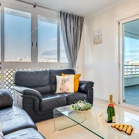 Apartamento Luxury Penthouse Mountain Sea Views Puerto Banus